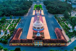 Cao Dai Holy See Travel Tips Guide: Cultural Insights, Costs & Eco-Tours
